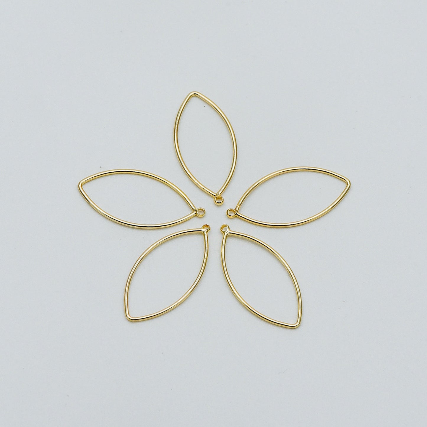 10pcs Gold plated Brass Oval Pendants, Eye Geometric Link Charms 26x12mm (GB-368-E)