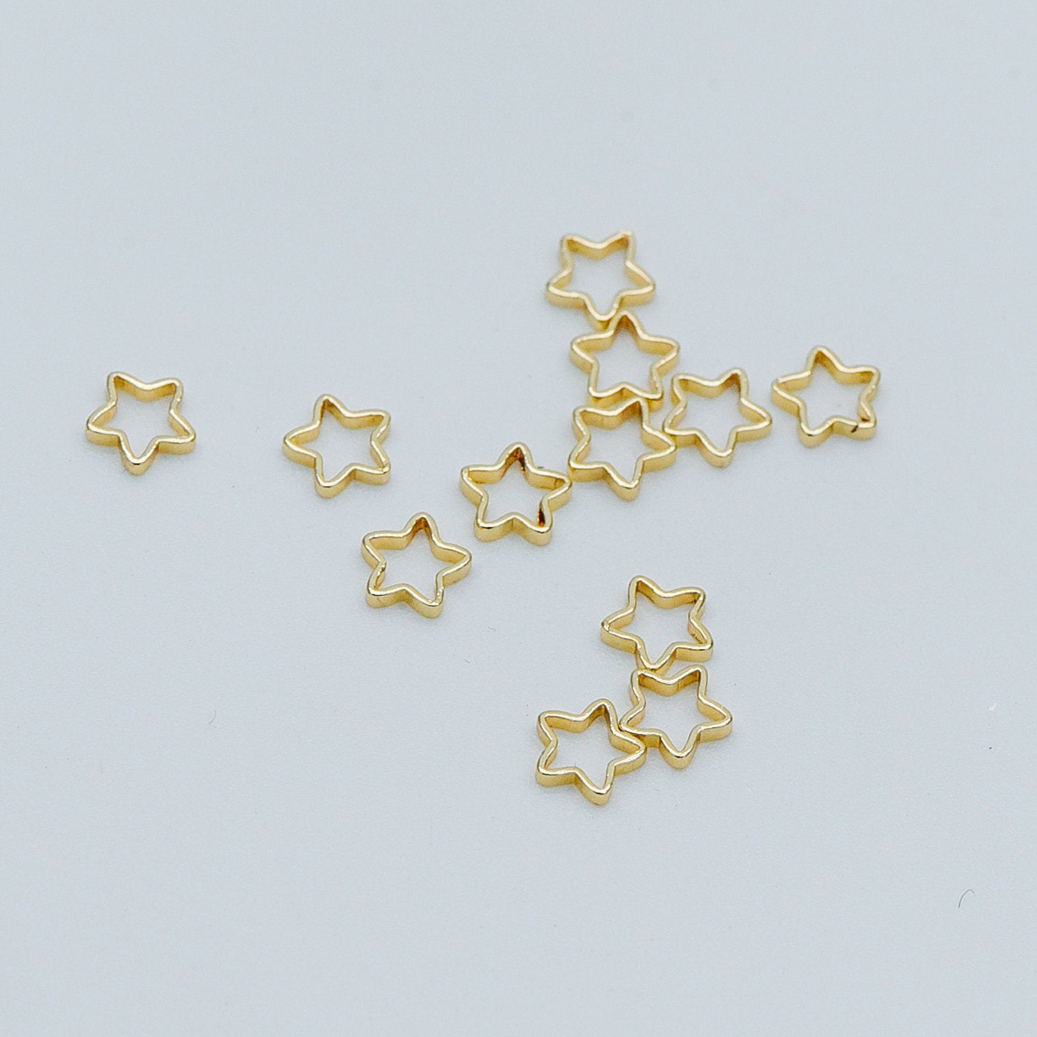 50pcs Gold Star Link Charms 5mm, Real Gold plated Brass, Geometric Star Connector (GB-499)
