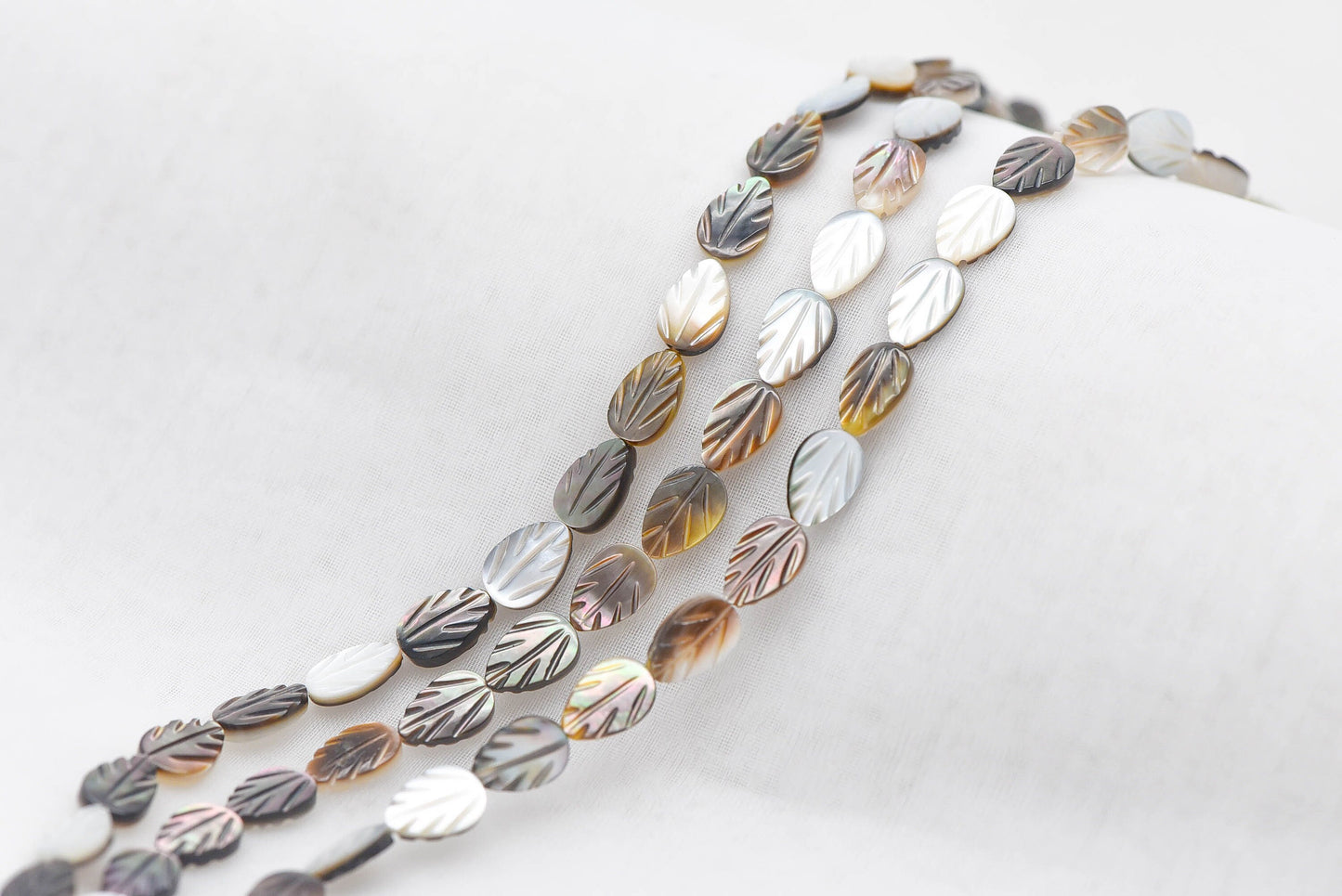 Black MOP Shell Leaf beads, Natural Mother of Pearl Carved Leaf, 9mm / 12mm -(V1005)/ Full strand