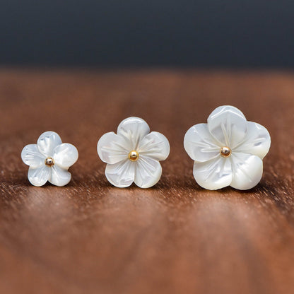 10pcs White Mother of Pearl Flowers, Carved Shell Flower Beads 8/ 10 /12mm, Flat back- (V1176)
