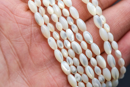 White Mother of Pearl Shell Oval Beads 3x5/ 4x6mm -(#V1208) Full strand
