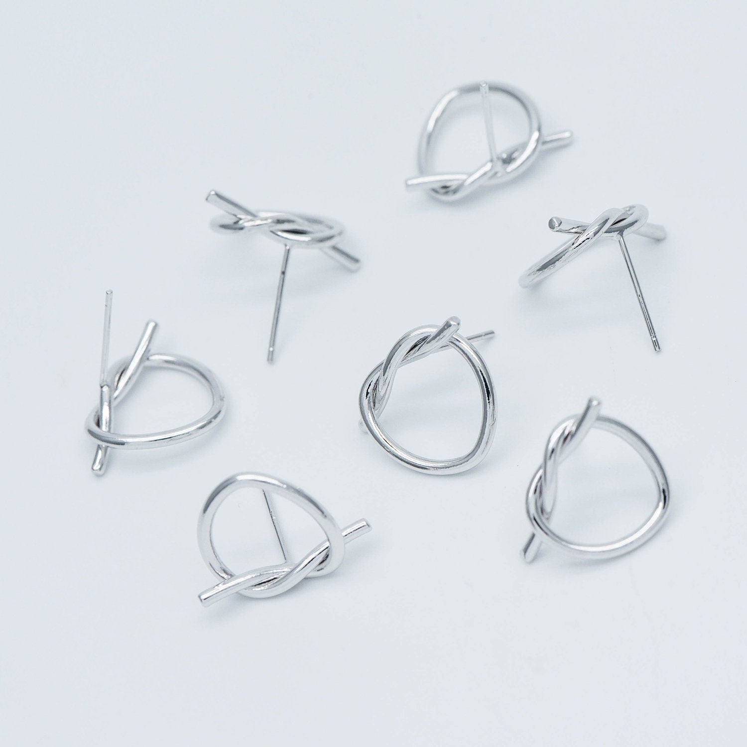 10pcs Gold/ Silver tone Heart Wire Earring Posts 18x14mm, Gold/ Rhodium plated Brass Ear Stud Components (GB-525)