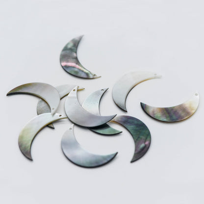 10pcs Black Mother of Pearl Shell Moon Charm Pendants 30mm Large (V1231)