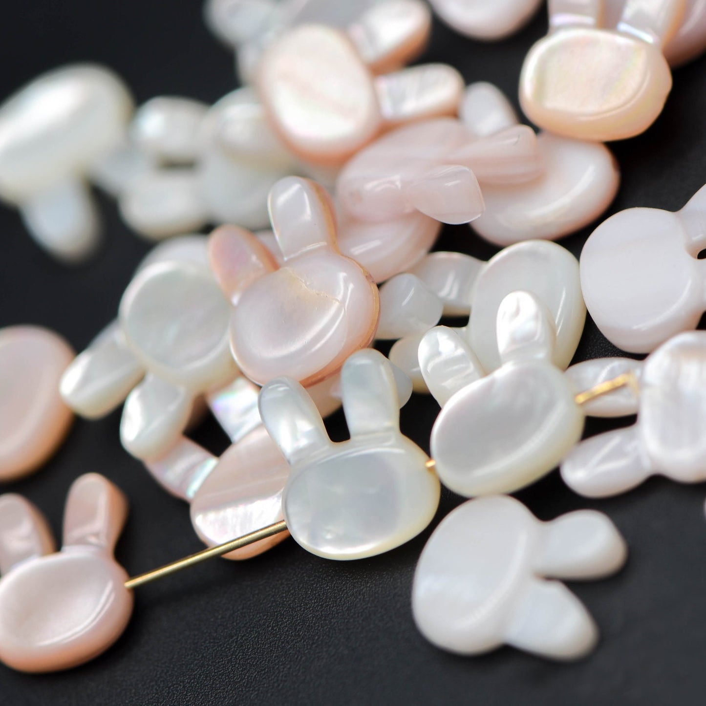 10pcs White/ Pink Mother of Pearl Shell Bunny Beads, Cute Rabbit Charms 12mm -(#V1312)