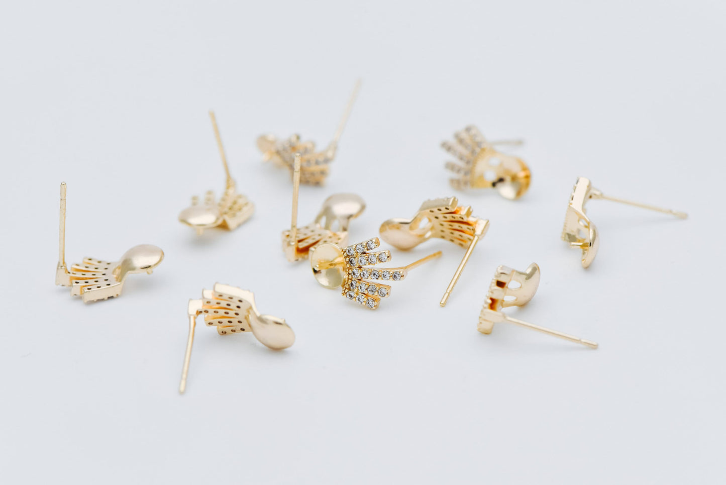 4pcs CZ Pave Gold Ear Posts, Crown Stud Earring, Pearl Peg Mounts, Half Drilled Pearl Settings (#GB-589)