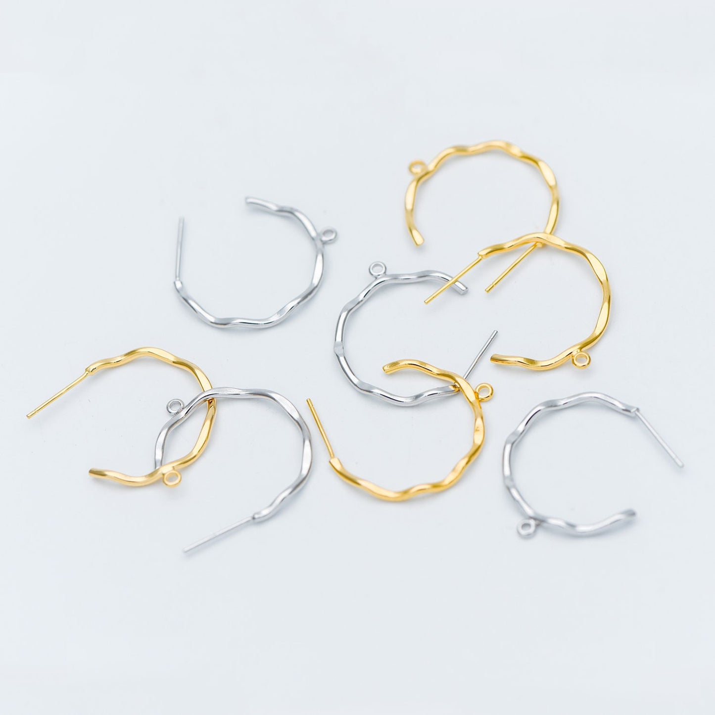 10pcs Gold/ Rhodium plated Brass Earring Posts, Gold/ Silver tone Circle Stud Earring with Ring/Loop, Circle Size 24mm (GB-535)