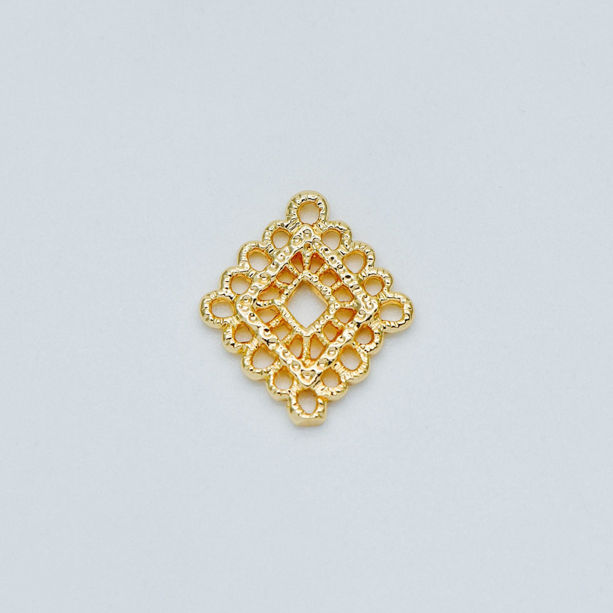 10pcs Gold Plated Brass Diamond Charms: Filigree Rhombus Connectors (GB-890-A)