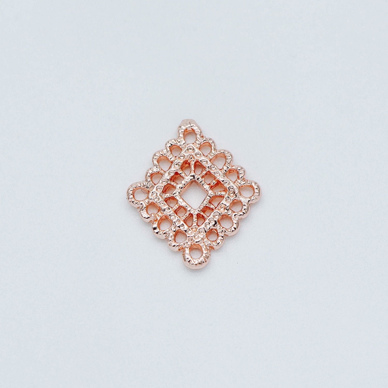 10pcs Gold Plated Brass Diamond Charms: Filigree Rhombus Connectors (GB-082)