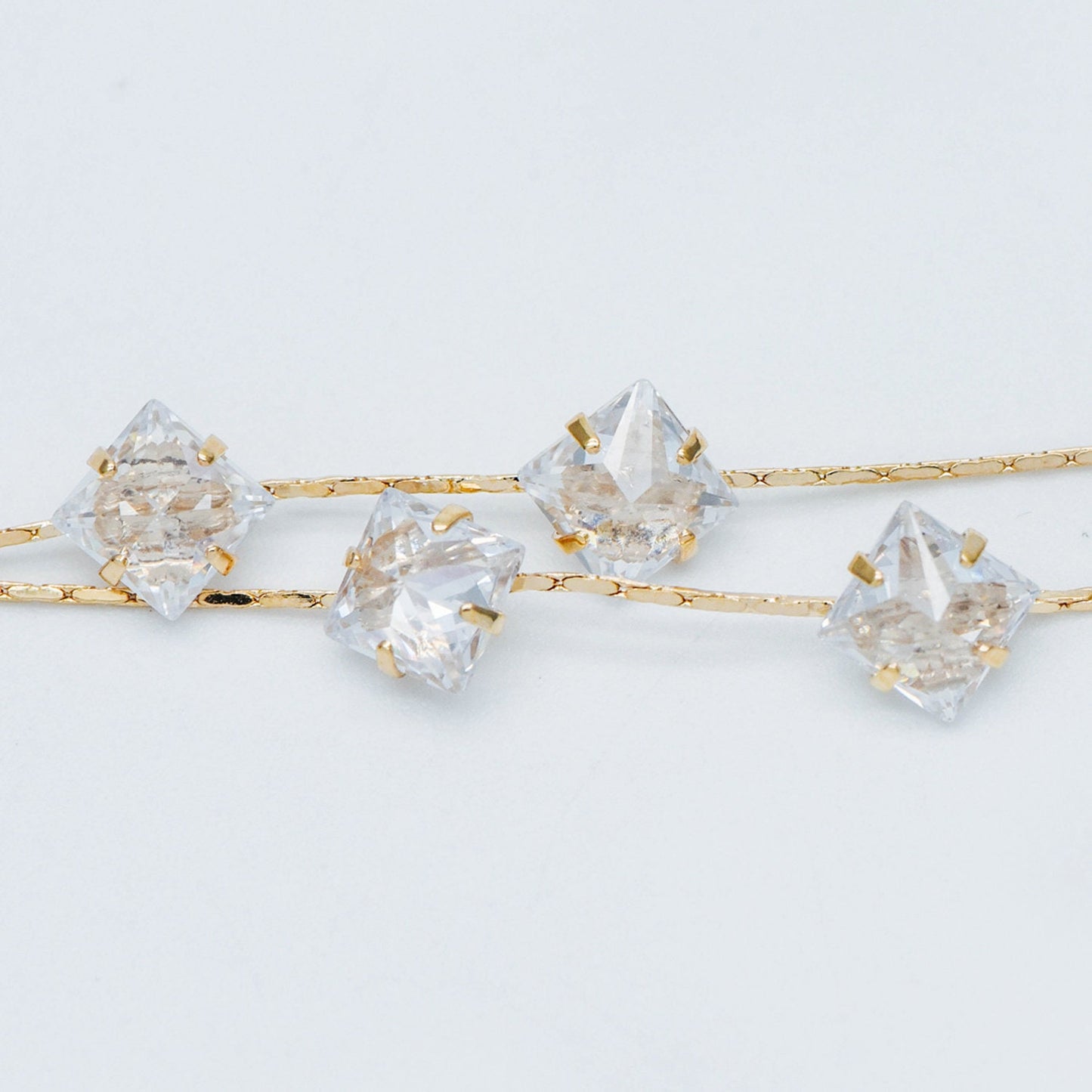 4pcs Gold Earring Tassel Pendants, Gold plated Brass Chain Charm with CZ, Earwire Component Supplies (GB-1234-H)