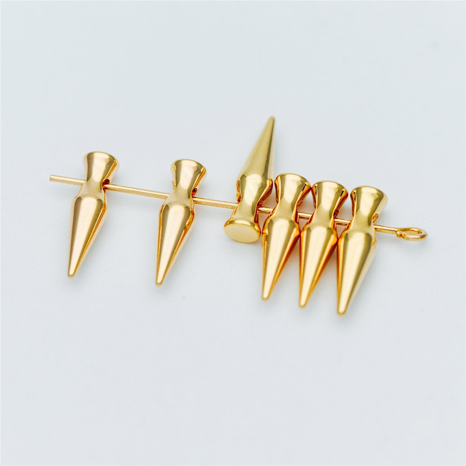 10pcs Gold plated Brass Bullet-shaped Charms 15x4mm, Arrow DANGLE Pendants (GB-609)