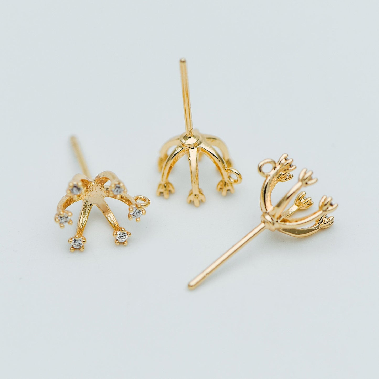 10pcs CZ Pave Gold Ear Posts, Floral Stud Earrings with Loop, Fit 6mm Pearls (GB-630)