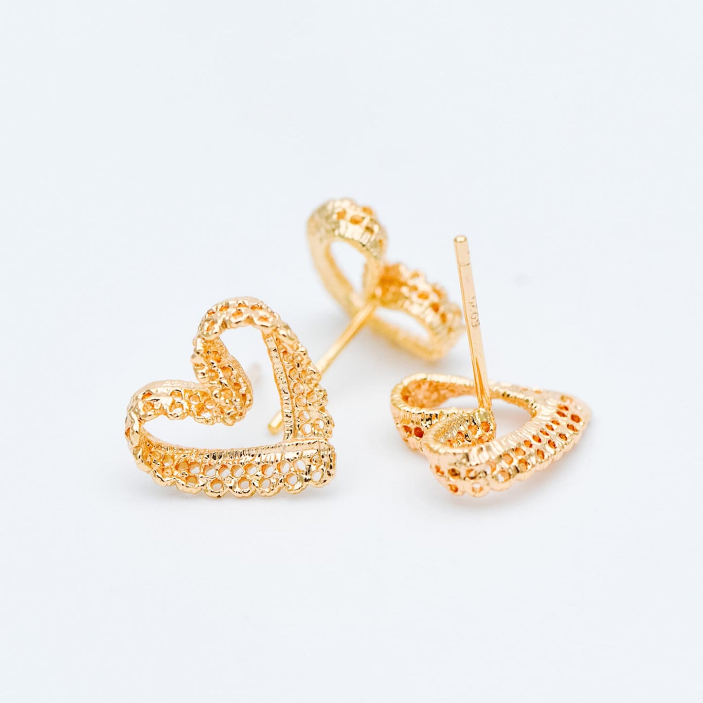 10pcs Gold Heart Earring Posts, Filigree Ear Wire Stud Earring 12mm (GB-580)