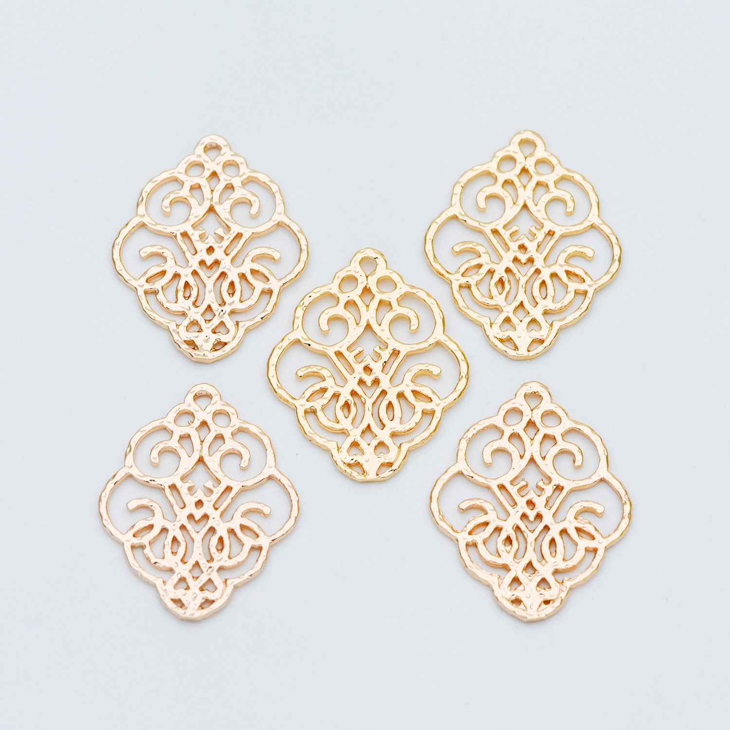 10pcs Gold Filigree Charm Connectors, Gold plated Brass Earring Charms, Necklace Pendants with Loops 28x23mm (GB-583)