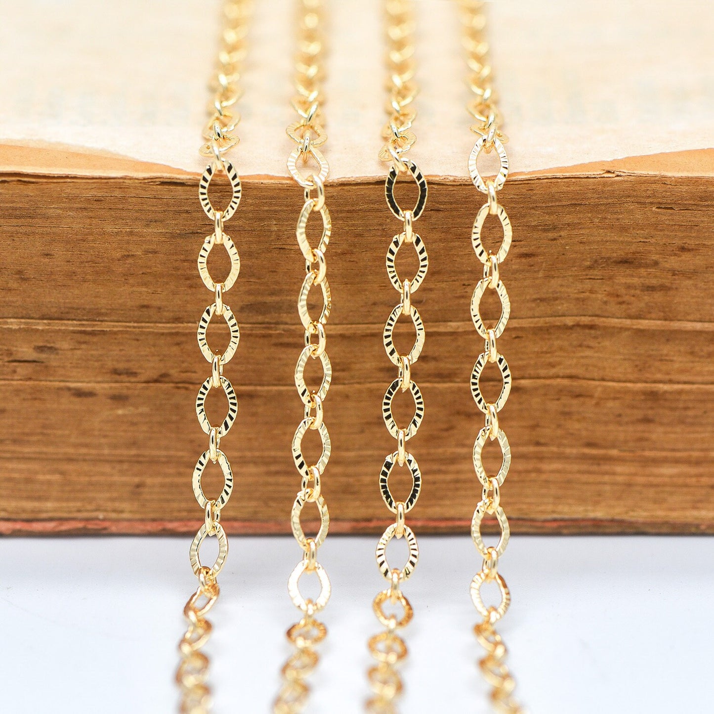 Gold/ Silver tone Flat Oval Cable Chains 4mm, 18K Gold/ Rhodium plated on Brass, Craft DIY Jewelry Chain Wholesale (#LK-238)/ 1 Meter=3.3 ft
