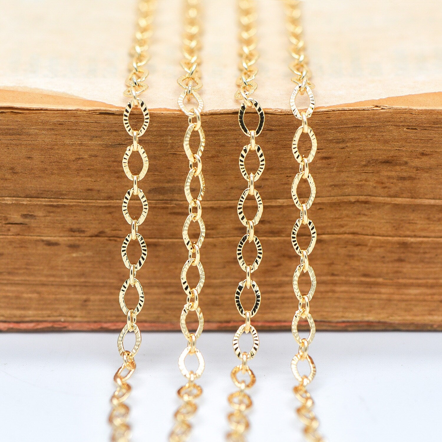 Gold/ Silver tone Flat Oval Cable Chains 4mm, 18K Gold/ Rhodium plated on Brass, Craft DIY Jewelry Chain Wholesale (#LK-238)/ 1 Meter=3.3 ft