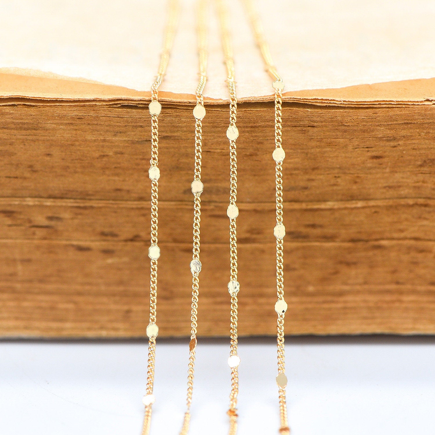 Tiny Gold/ Silver Tone Curb Chains, 0.9mm Thin Chain with 1.6mm Flat Disc, Delicate Chains for DIY Necklace (#LK-240)/ 1 Meter=3.3 ft