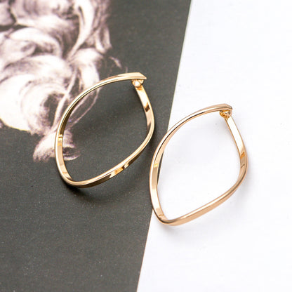 10pcs Gold Wire Hoop Charms 28x19mm, Gold plated Brass Twist Earring Pendants (GB-660)