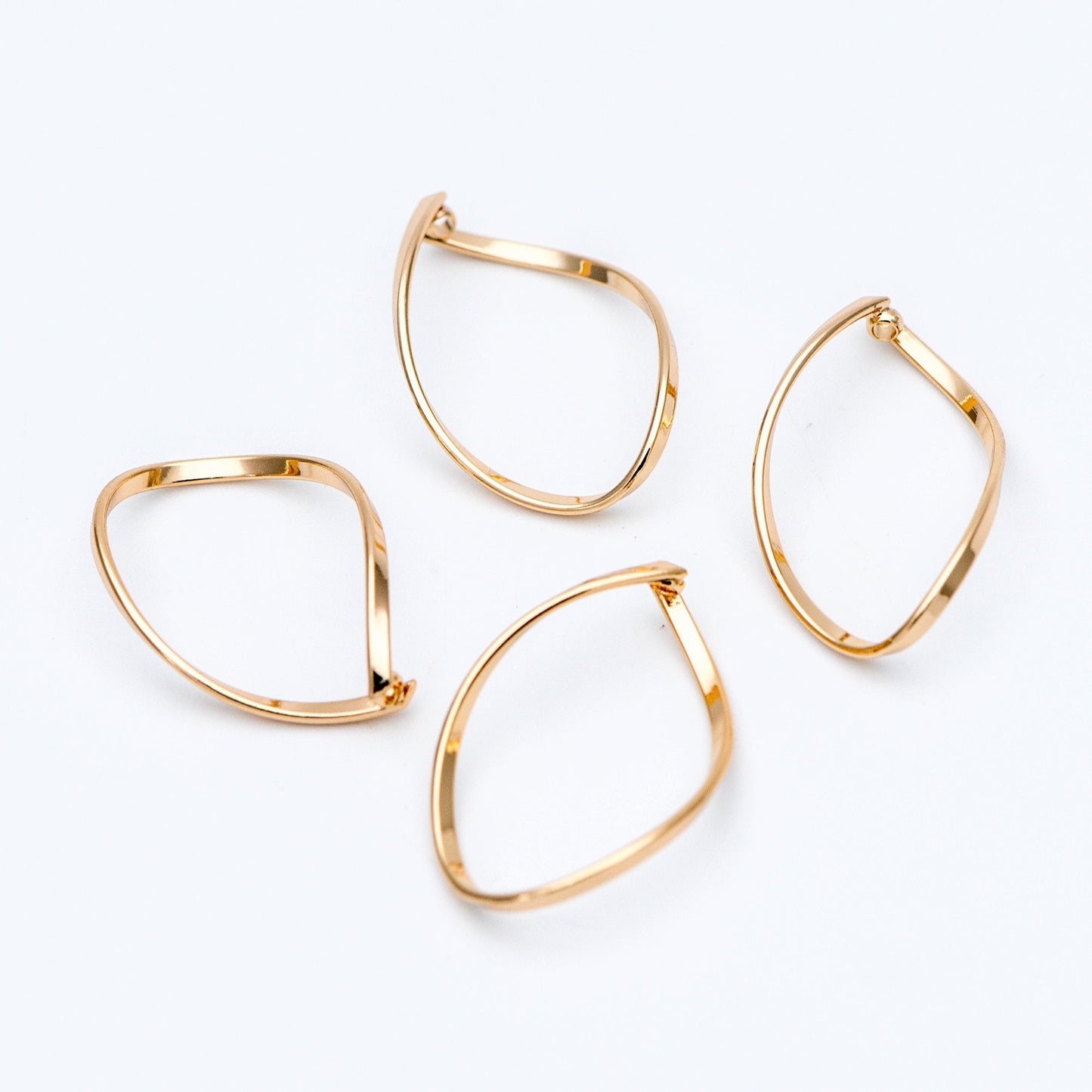 10pcs Gold Wire Hoop Charms 28x19mm, Gold plated Brass Twist Earring Pendants (GB-660)