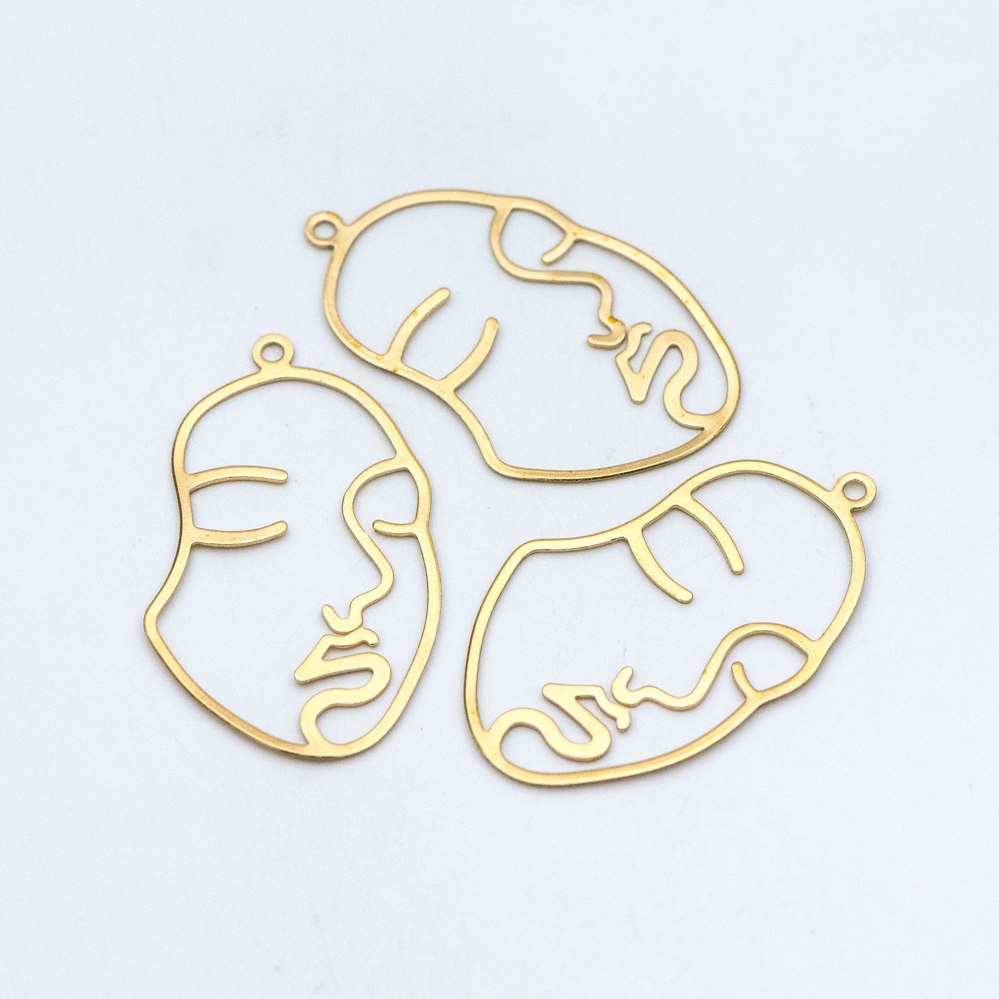 10pcs Raw Brass Face Outline Charms 43x26mm, Vintage Styled Face Pendants Wholesale (RB-140)