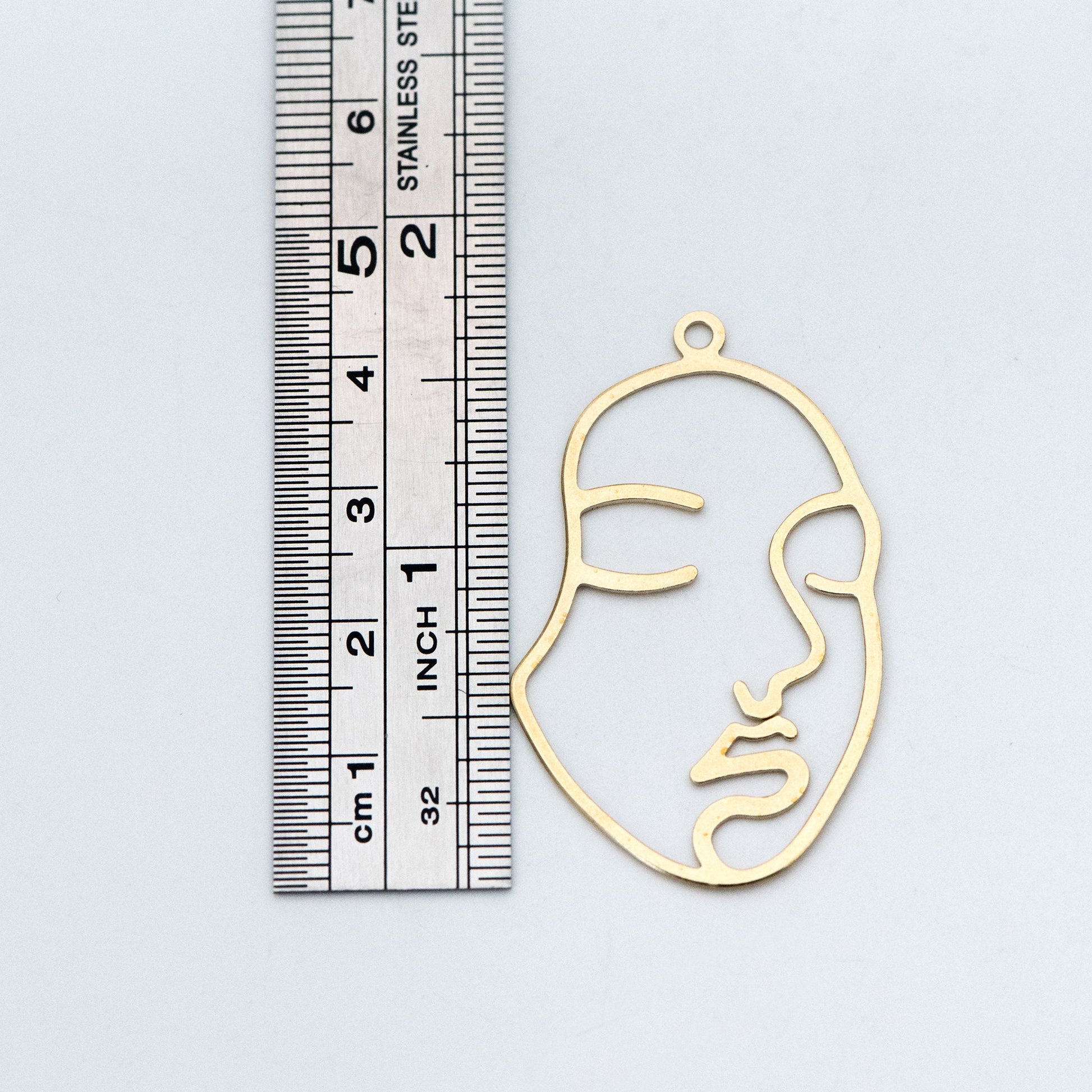 10pcs Raw Brass Face Outline Charms 43x26mm, Vintage Styled Face Pendants Wholesale (RB-140)