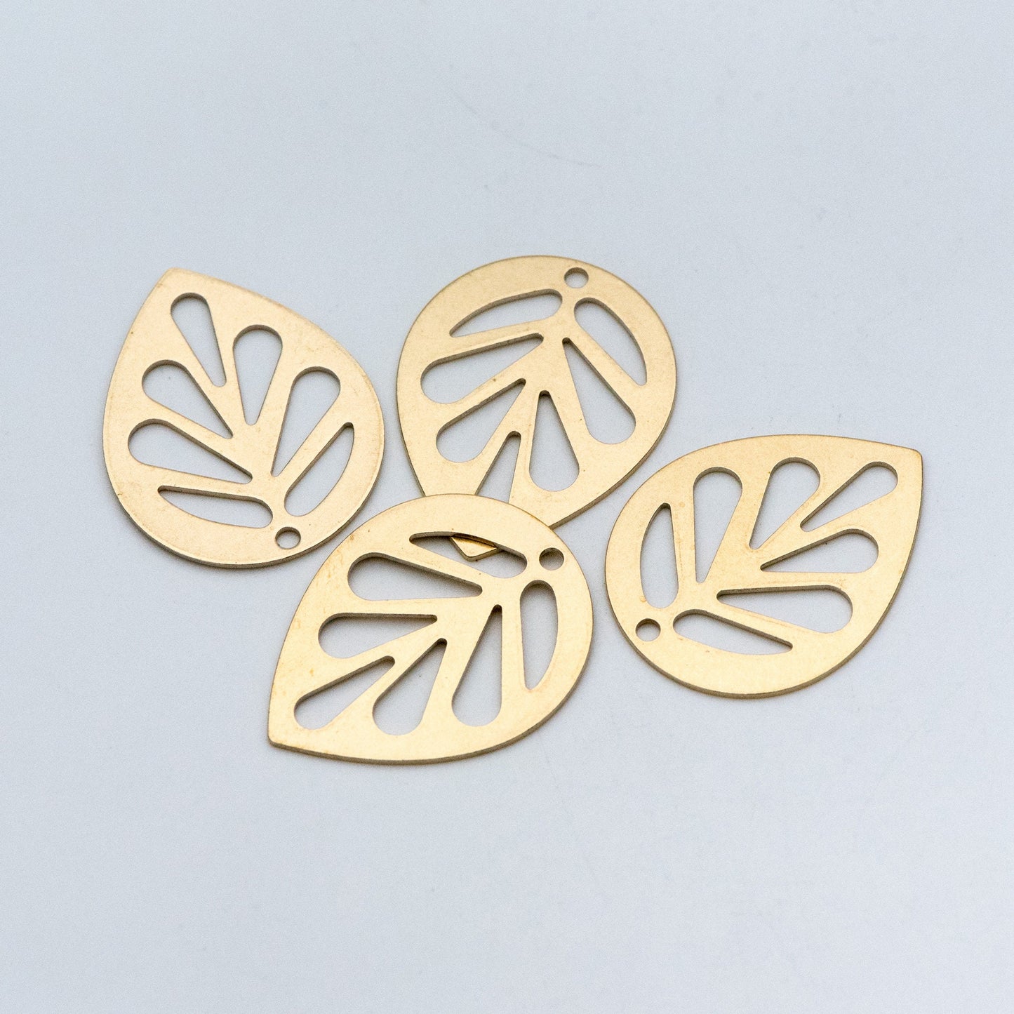 20pcs Raw Brass Leaf Charm Pendants 14mm/ 30mm, Brass Findings Wholesale (RB-159)