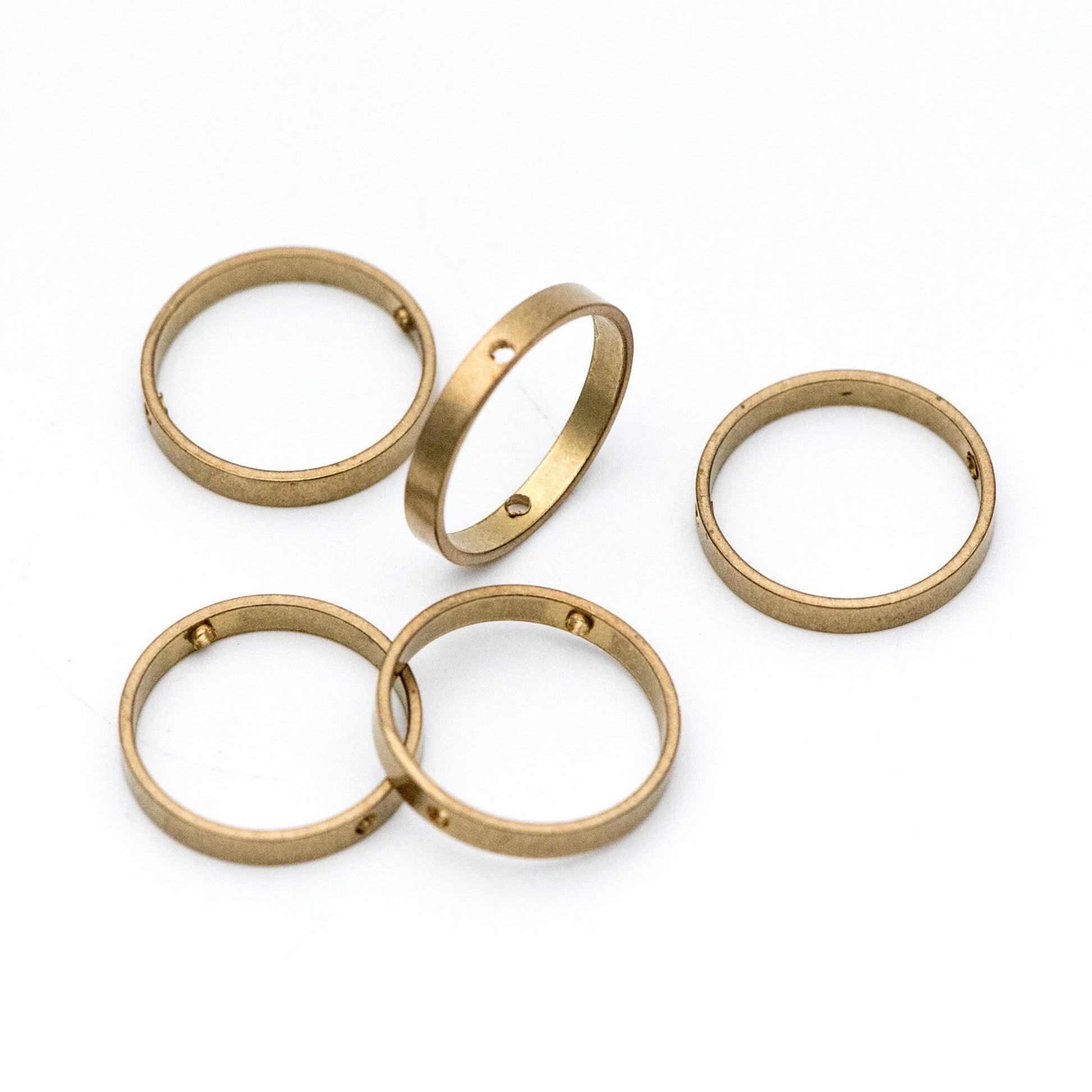 20pcs Raw Brass Round Link Pendants 19mm, Geometric Loop Hoop Charms, Ring with 2 Holes (RB-162)