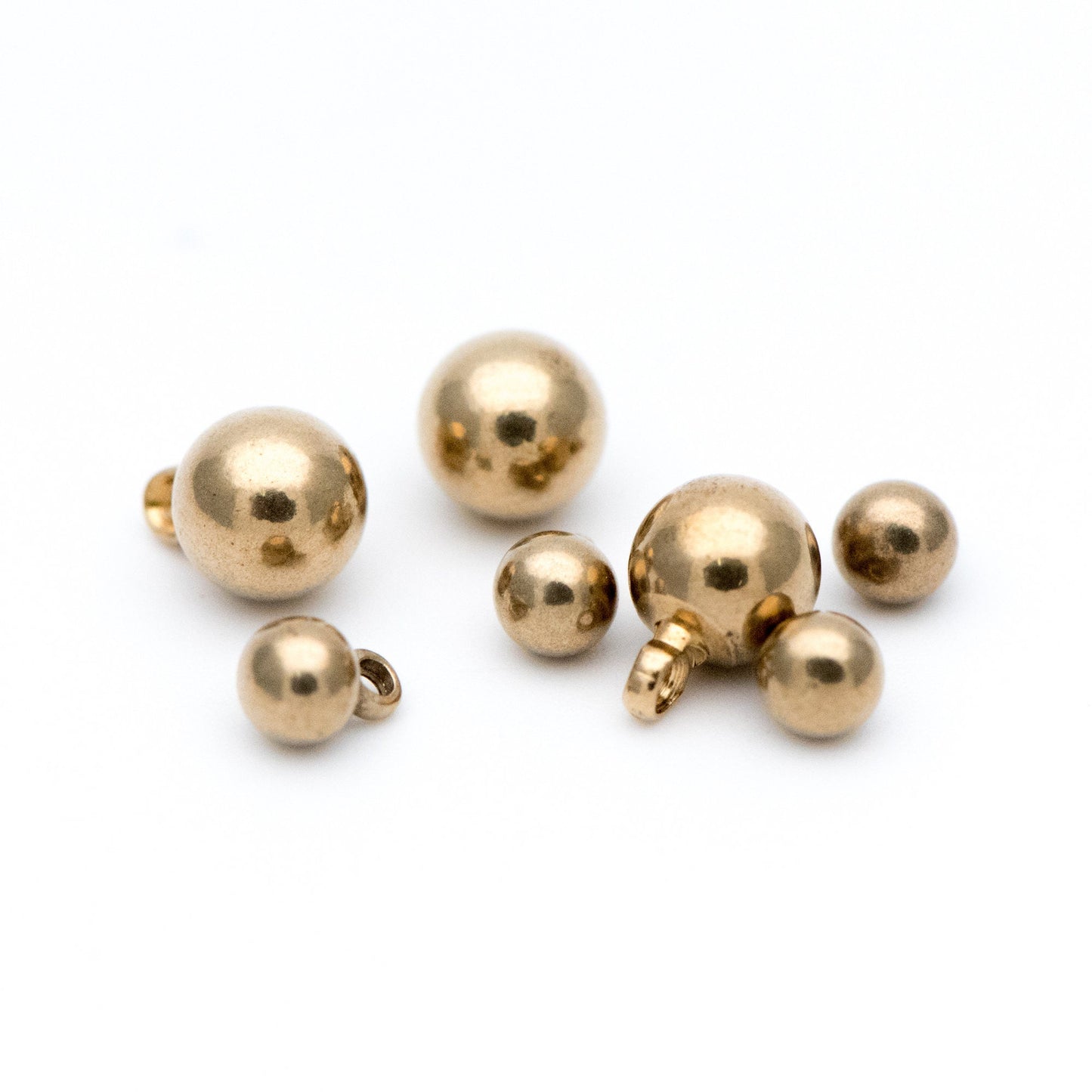 20pcs Raw Brass Round Charm Pendants, 4mm/ 6mm Ball, Brass Findings Wholesale (RB-178)