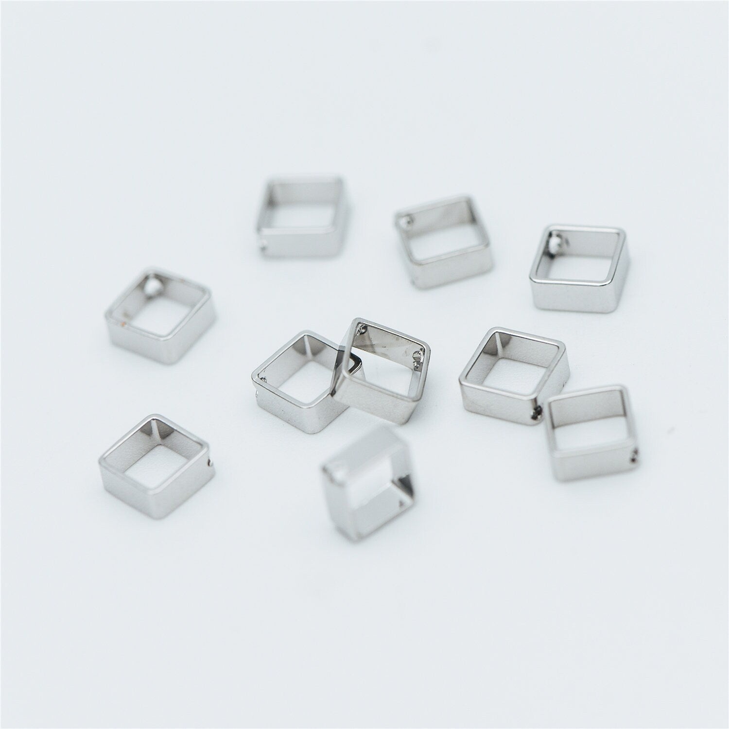 10pcs Gold/ Silver tone Square Link Charms 6mm, Gold/ Rhodium plated Brass, Geometric Hoop Connectors with 1 Hole (GB-616)