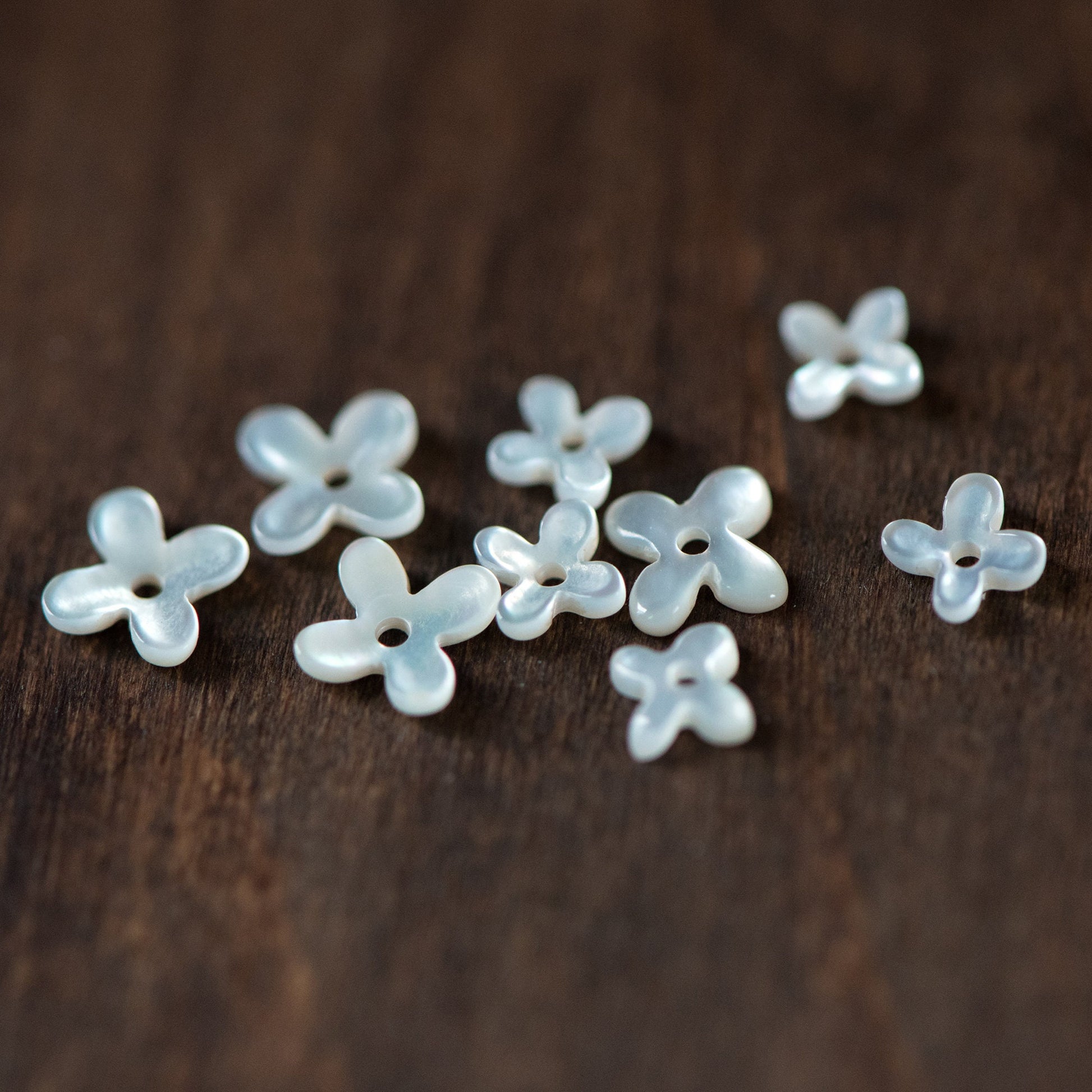 10pcs White Mother of Pearl Shell Flowers, Floral MOP Cabochon Beads 6mm/ 8mm (#V1343)