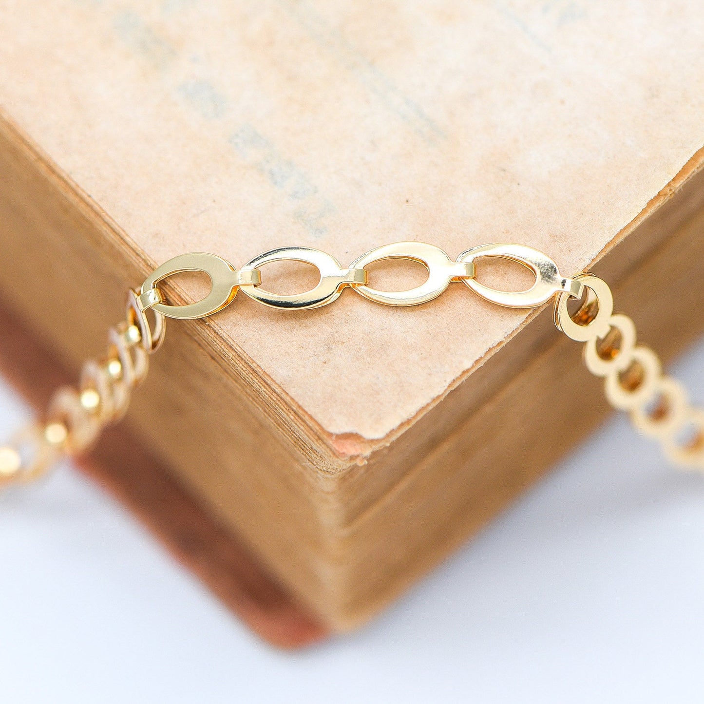 Gold/ Silver tone Specialty Chains, Gold/ Rhodium plated Brass, Link Size 4x8mm, Bulk Chain Wholesale (#LK-232)/ 1 Meter=3.3 ft