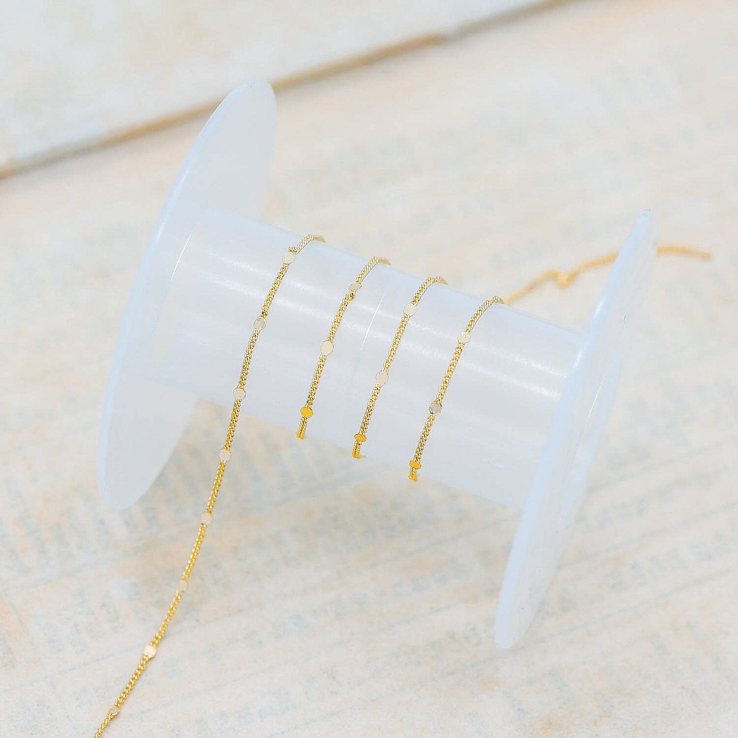 Tiny Gold/ Silver Tone Curb Chains, 0.9mm Thin Chain with 1.6mm Flat Disc, Delicate Chains for DIY Necklace (#LK-240)/ 1 Meter=3.3 ft