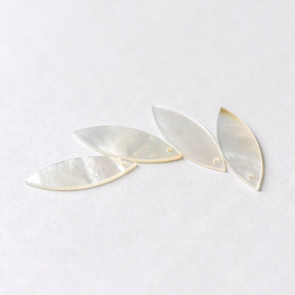 10pcs Mother of Pearl Leaf Charms, White MOP Shell Oval Pendants 23mm (#V1341)
