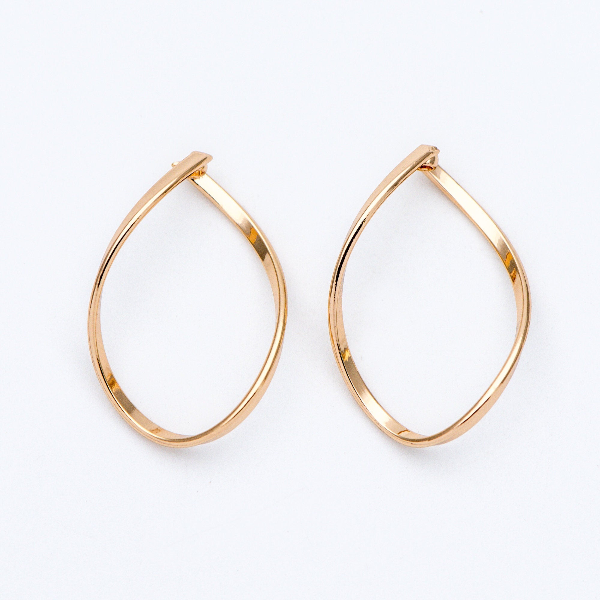 10pcs Gold Wire Hoop Charms 28x19mm, Gold plated Brass Twist Earring Pendants (GB-660)