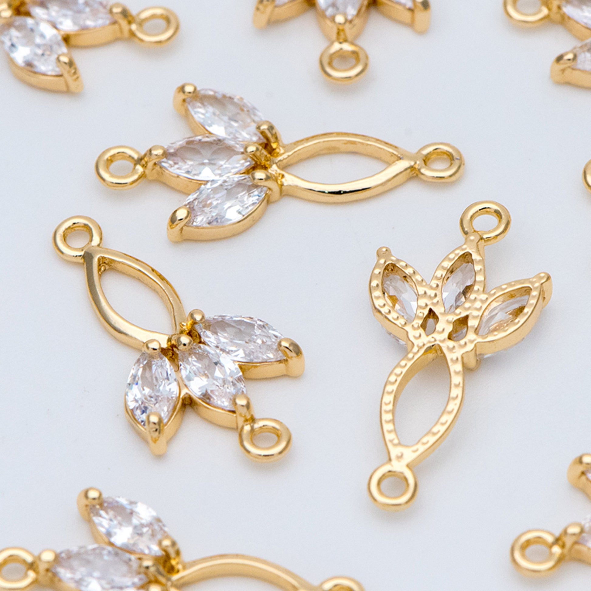 10pcs CZ Pave Leaf Charm Connectors 21x10mm (GB-3670-G)