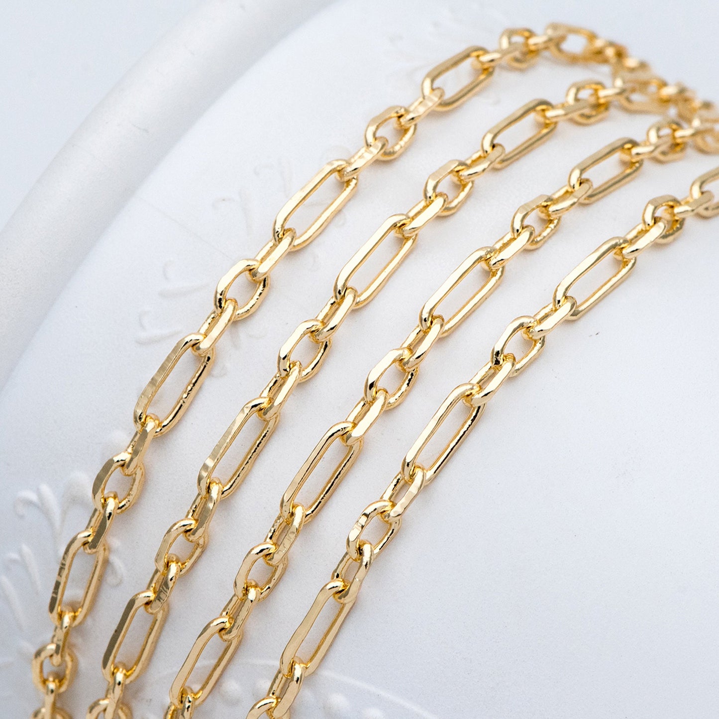 Gold Oval Link Chains 2.2/ 3.2/ 3.6mm, 18K Gold plated Brass, Color Not Easily Tarnish (#LK-275)/ 1 Meter=3.3 ft