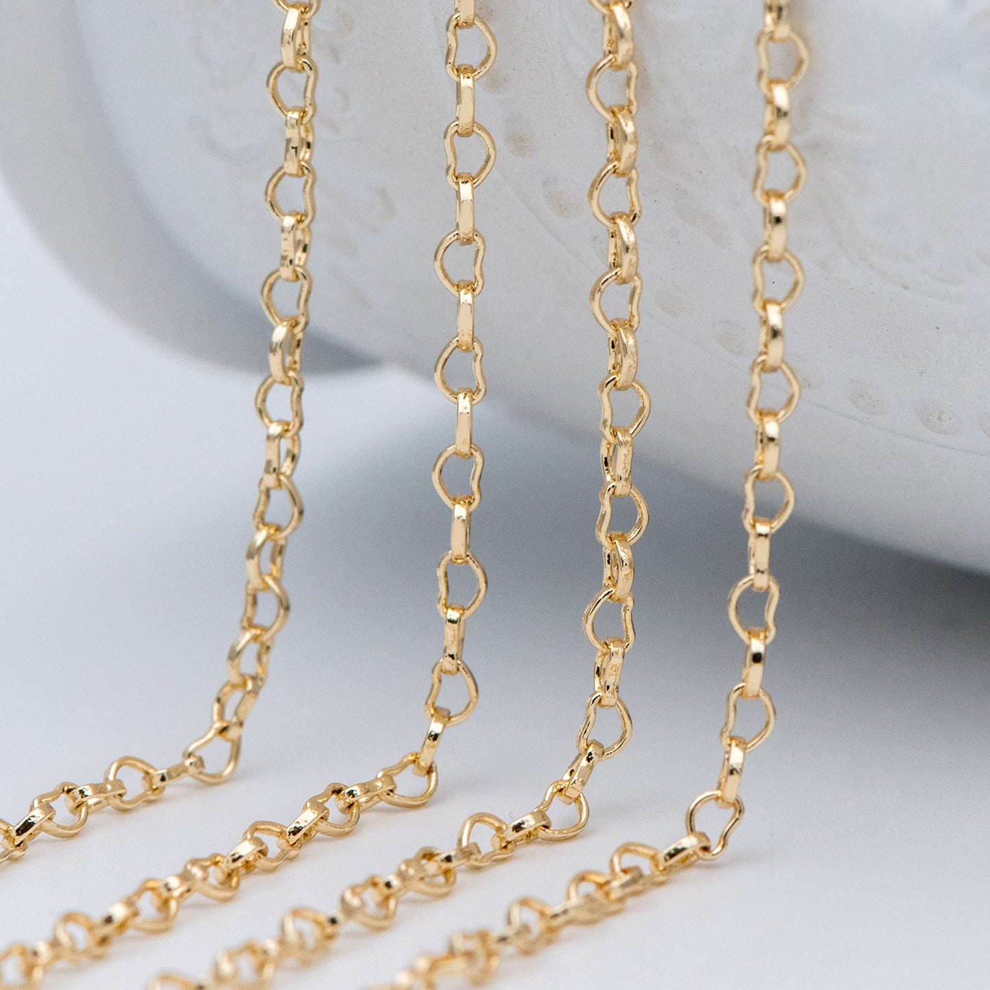 Gold plated Brass Heart Chains 2.2mm, DIY Necklace Chain Findings Wholesale (#LK-278)/ 1 Meter=3.3 ft