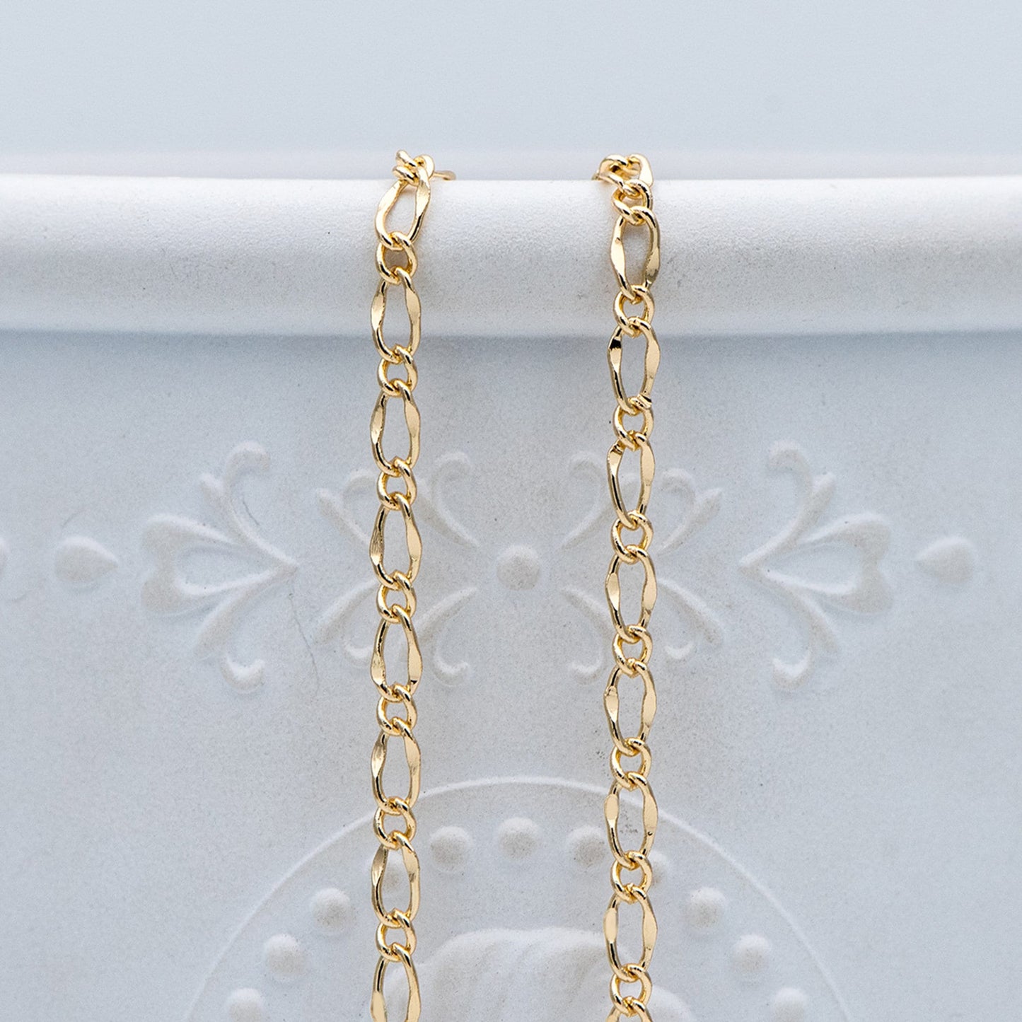 Gold plated Brass Figaro Chains 2.5mm, Necklace Chain Supplies Findings Wholesale (#LK-282)/ 1 Meter=3.3 ft
