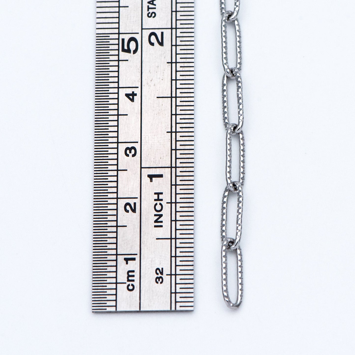 Stainless Steel Oval Link Chain: Silver Tone DIY Jewelry Findings (4x12mm) (LK-295)/ 1 Meter
