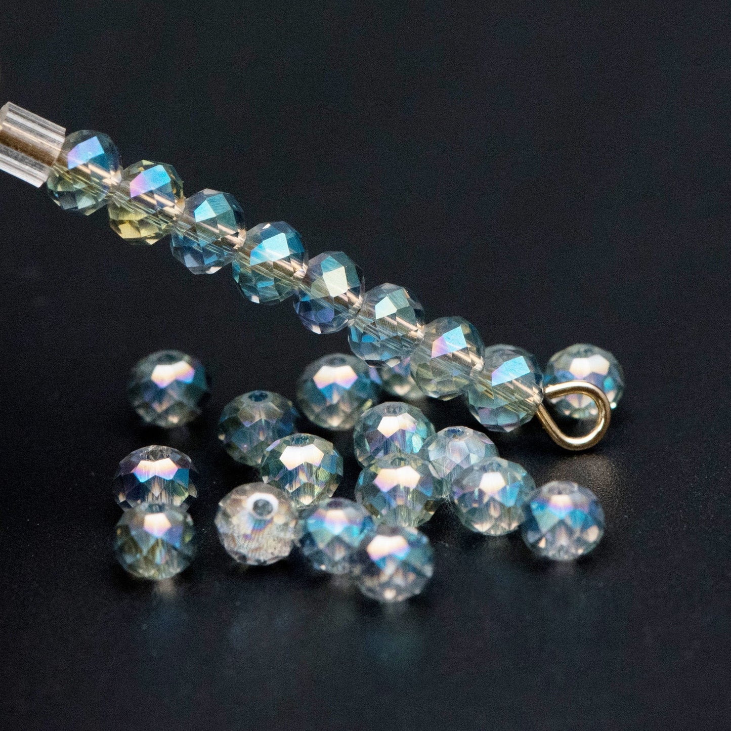 Faceted Rondelle Glass Crystal Beads Green 3x4mm-BZ04-82 / 140Pcs