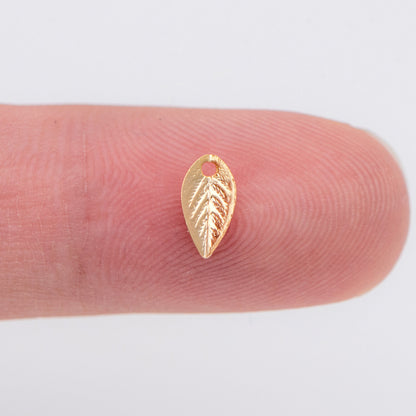 20pcs Gold plated Brass Leaf Charm Pendants 7x4mm (GB-874)