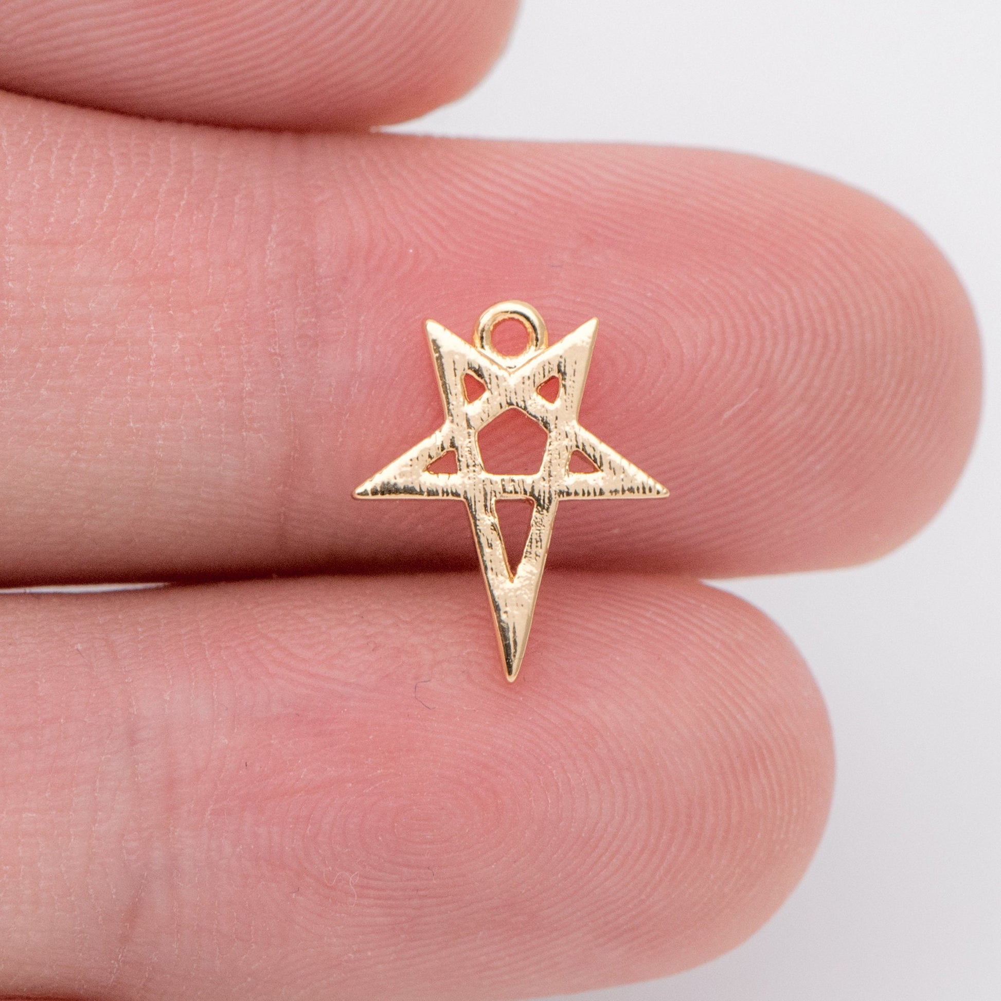 10pcs Gold Star Charms 12.5mm, Gold plated Brass Geometric Pendants, Lead Nickel Free (GB-922)