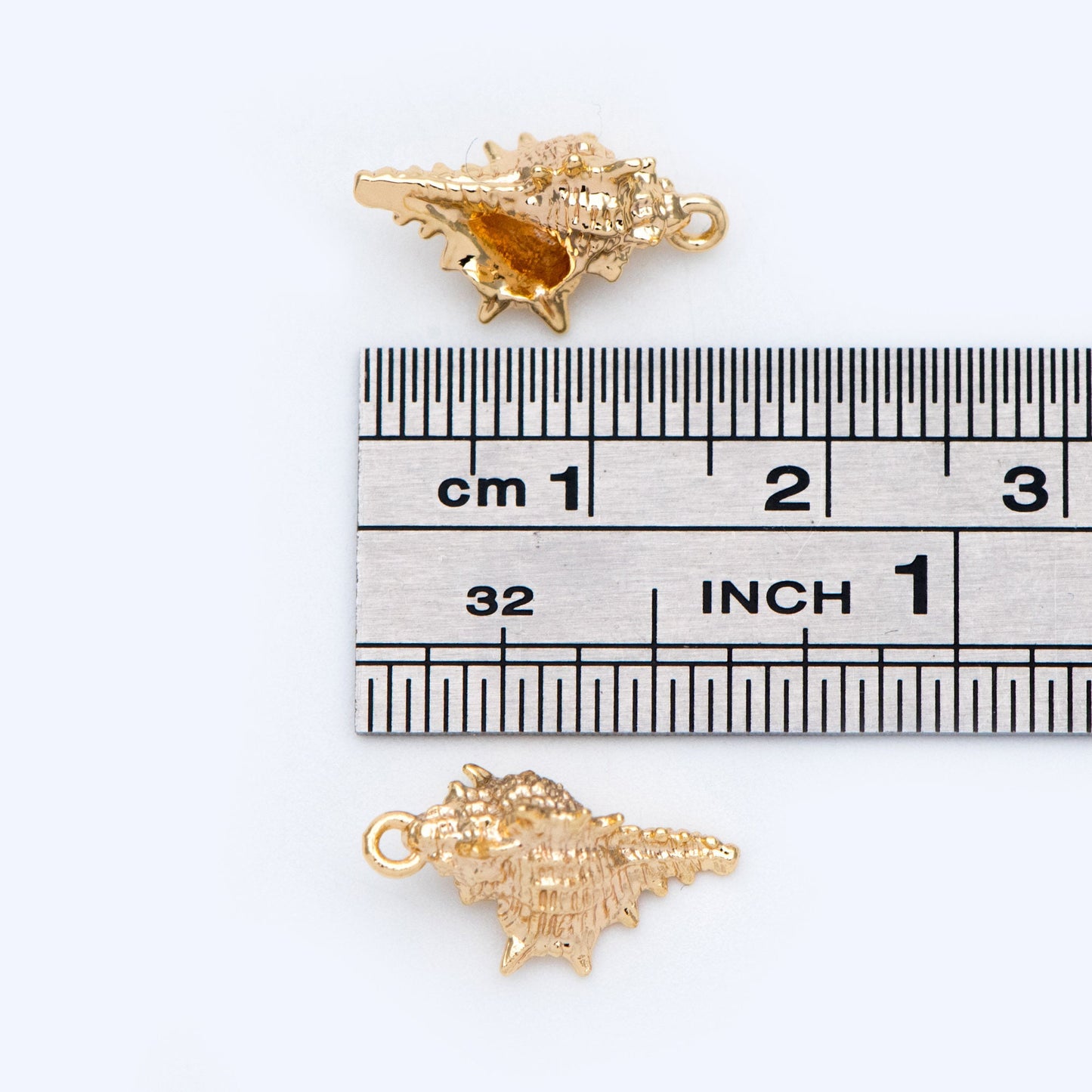 10pcs Gold Seashell Charms 16x9mm, 18K Gold plated Brass, 3D Shell Dangle Pendants (GB-2680-C)