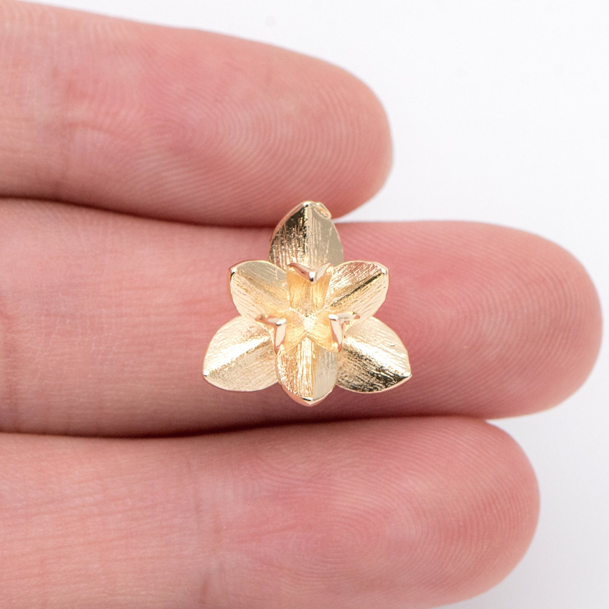 10pcs Gold/ Silver Tone Flower Ear Post with Loop, 15mm, 18K Gold/ Rhodium Plated Brass, Foral Stud Earrings (GB-984)