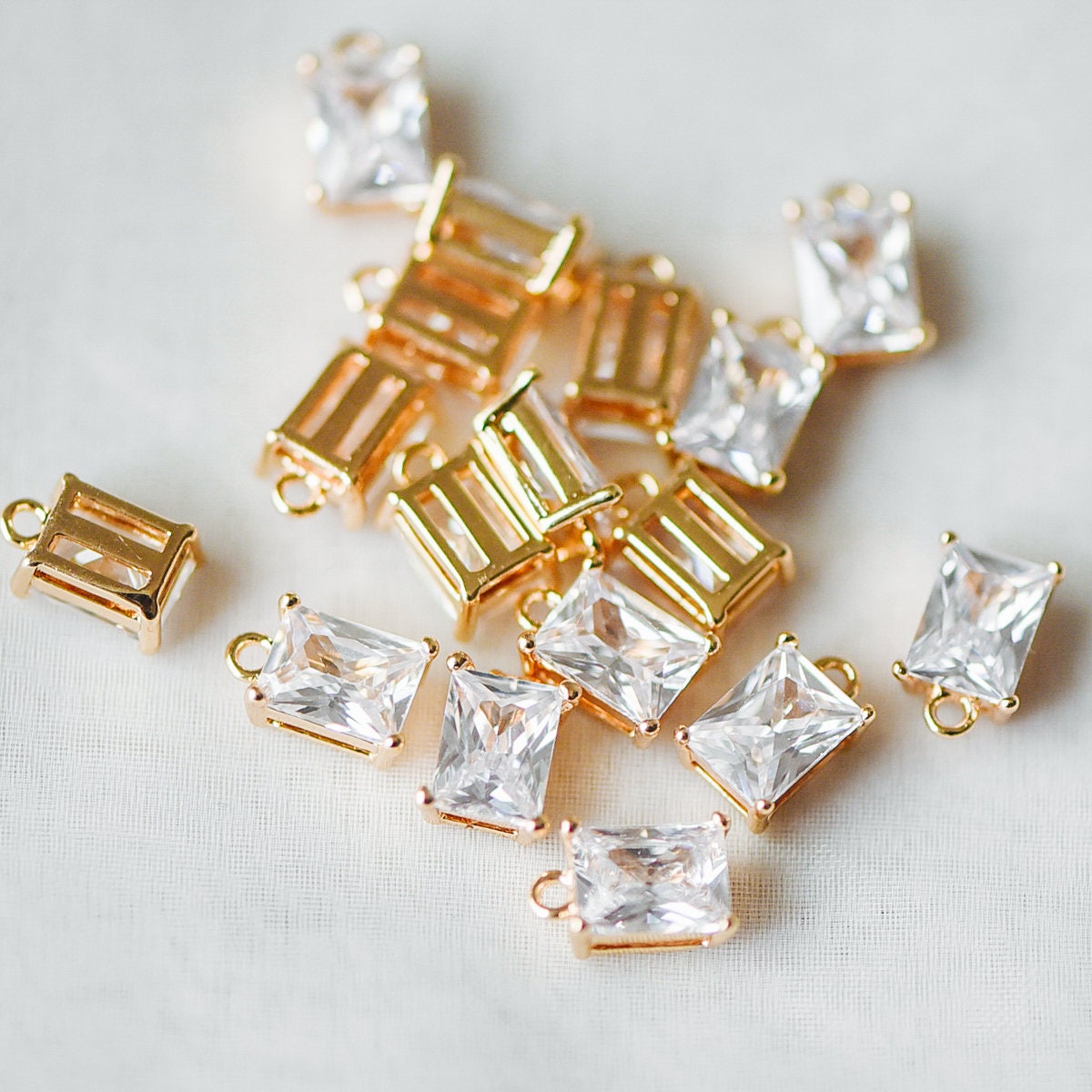 10pcs CZ Pave Gold Rectangle Charms 11x7mm, 18K Gold plated Brass Square Pendants (GB-1151-C)
