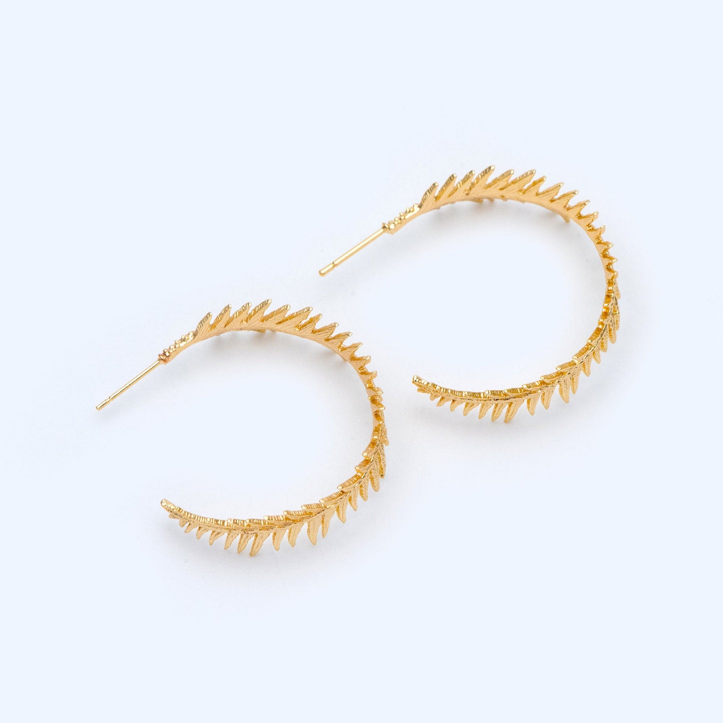 4pcs Gold / Silver Tone Feather Earring Studs 34mm, 18K Gold/ Rhodium plated Brass, Round Circle Leaf Earring (GB-1050)