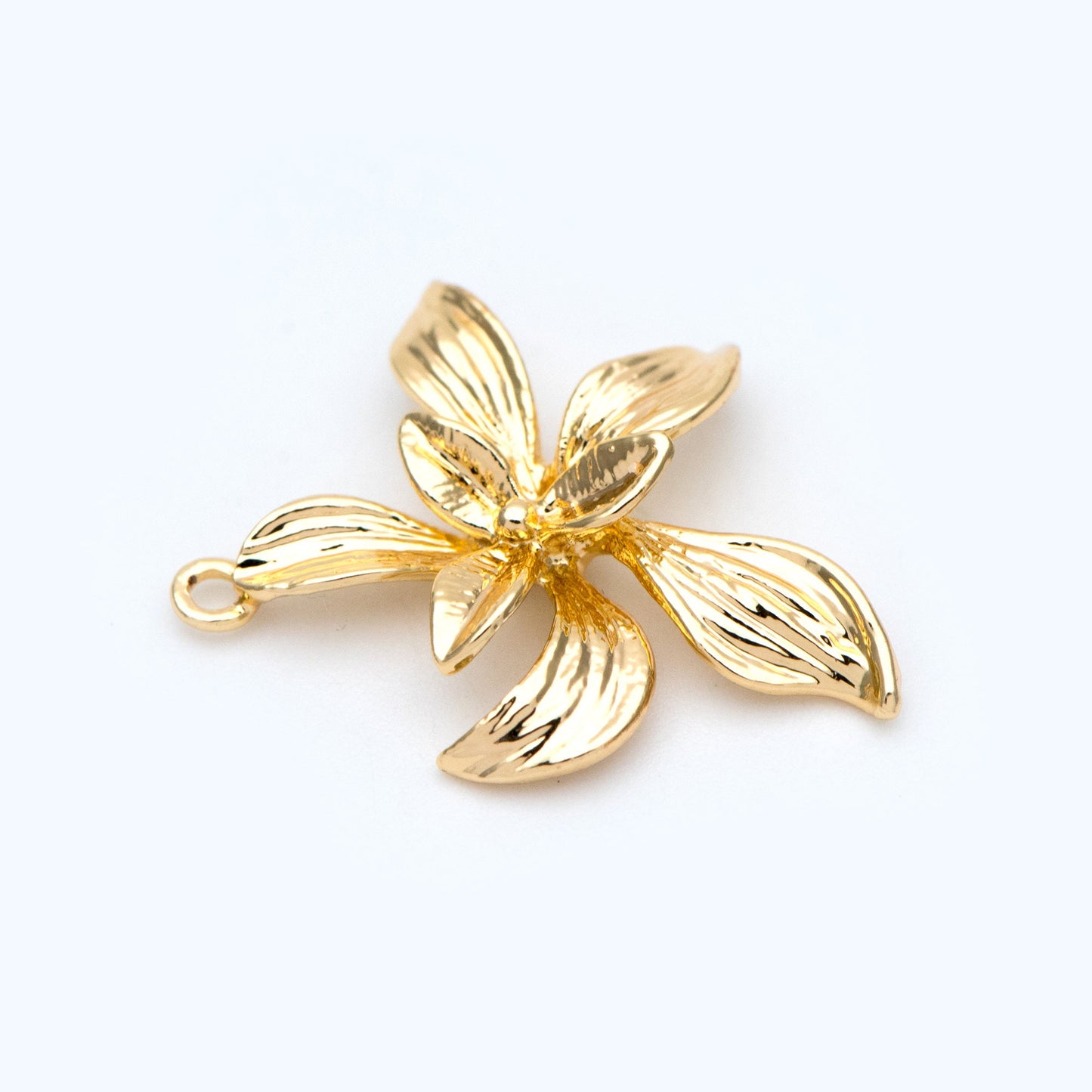 10pcs Gold plated Brass Flower Charm Pendants 22x19mm (GB-214-F)
