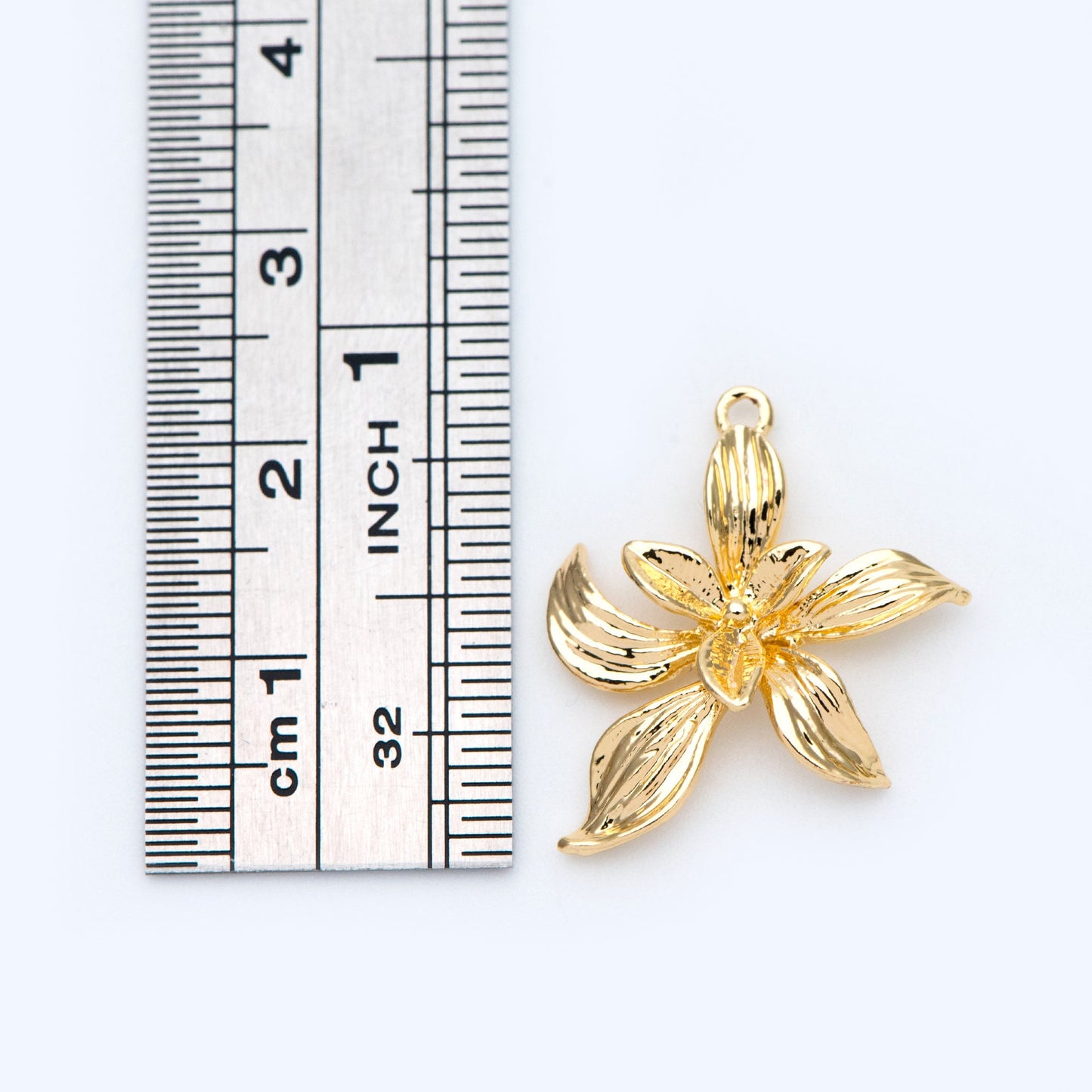 10pcs Gold plated Brass Flower Charm Pendants 22x19mm (GB-214-F)