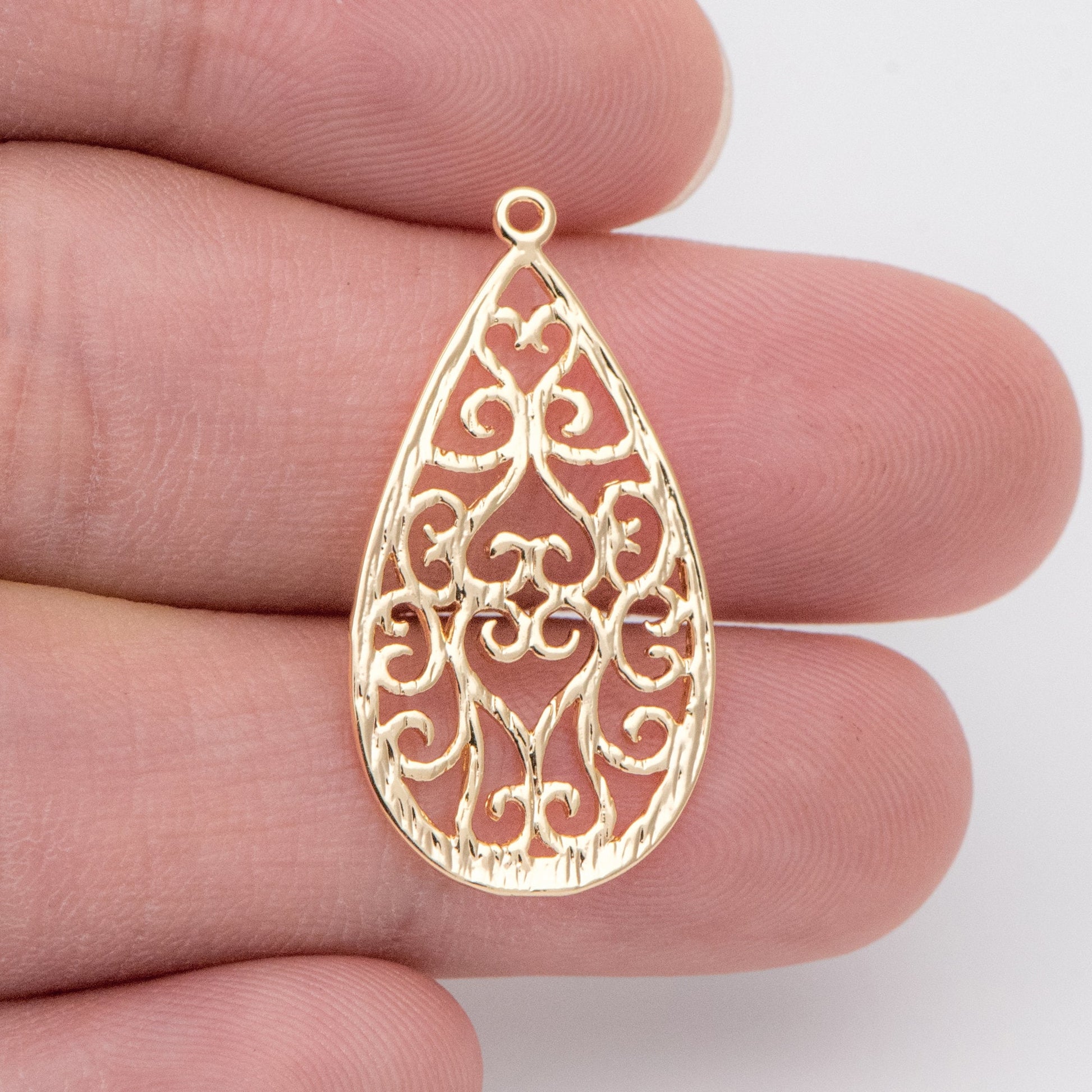 10pcs Gold Teardrop Charms 28x15mm, 18K Gold plated Brass, Filigree Drop Pendants (GB-839)