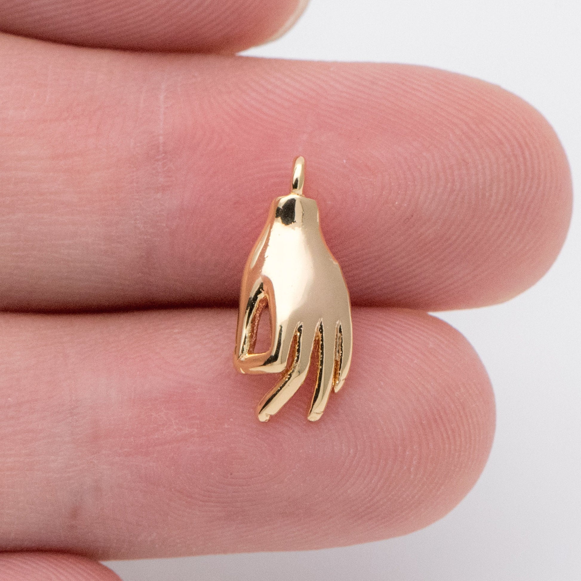 4pcs Gold/ Silver Tone Hand Charm, Gold/ Rhodium plated Brass, OK / Okay Gesture Pendants 15x7mm (GB-4156-B)