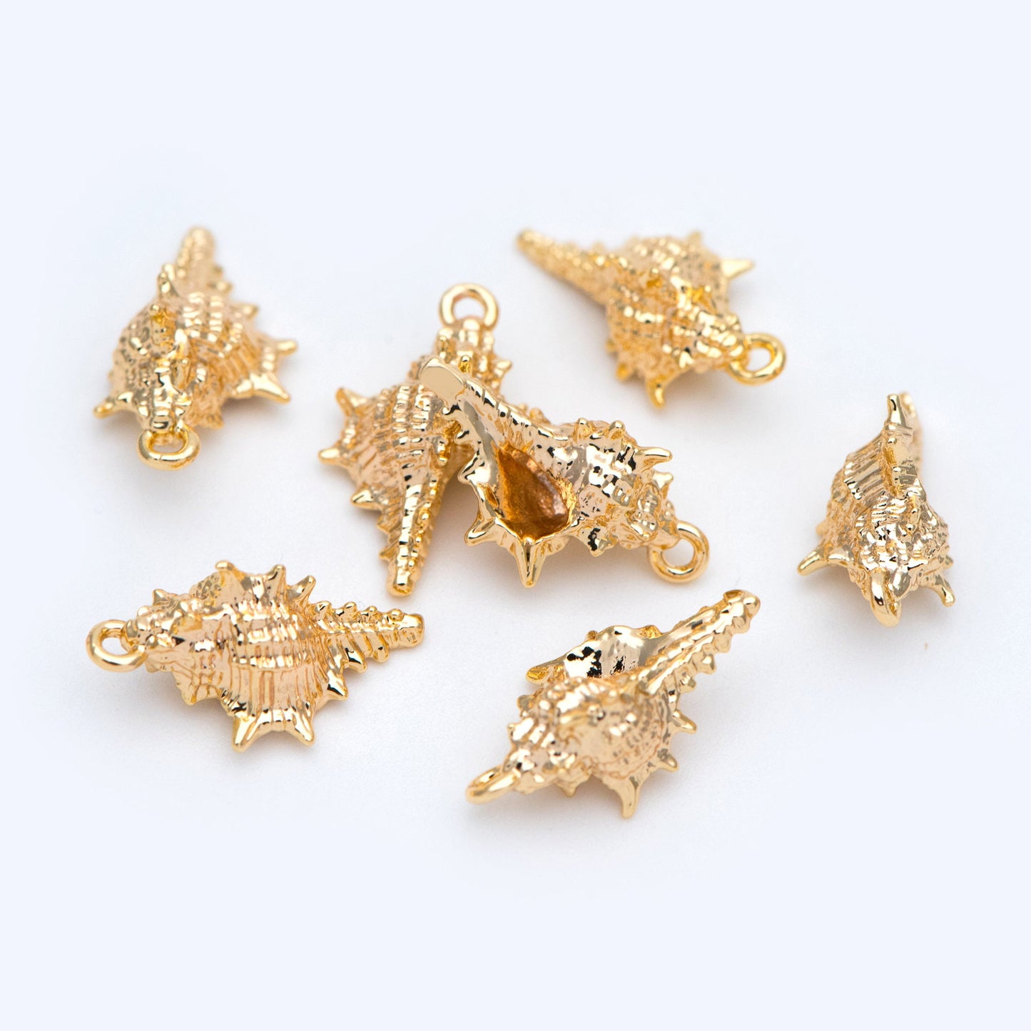 10pcs Gold Seashell Charms 16x9mm, 18K Gold plated Brass, 3D Shell Dangle Pendants (GB-2680-C)